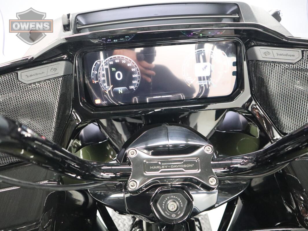 2026 HARLEY-DAVIDSON ROAD GLIDE LIMITED FLTRXL