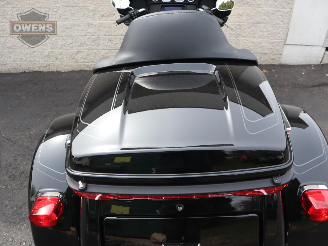 2025 HARLEY-DAVIDSON TRI GLIDE ULTRA FLHTCUTG