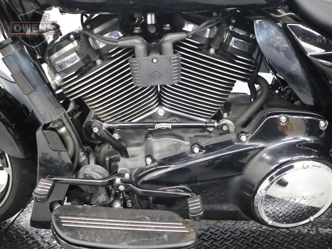 2025 HARLEY-DAVIDSON ROAD GLIDE FLTRX