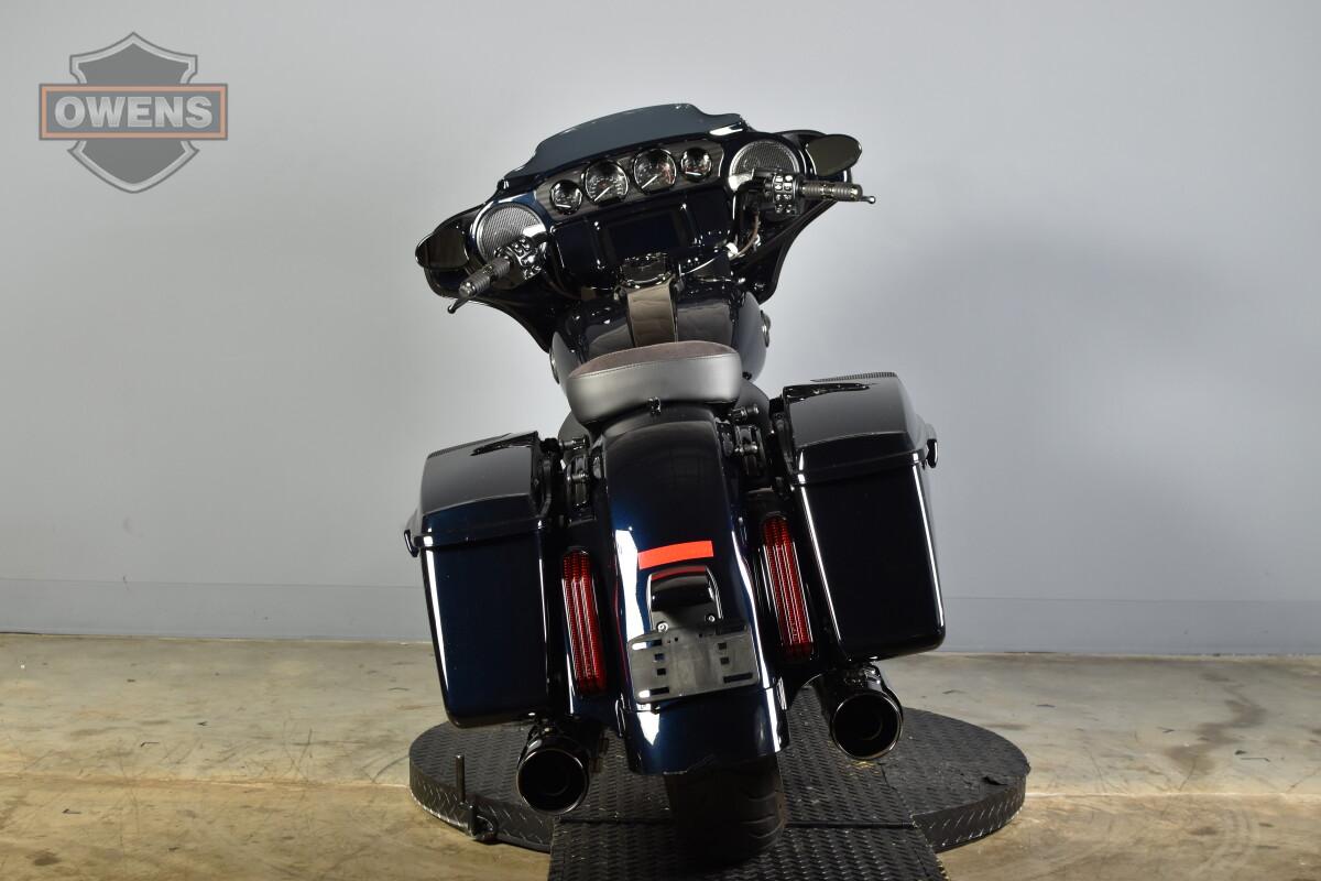 2022 HARLEY-DAVIDSON CVO STREET GLIDE FLHXSE