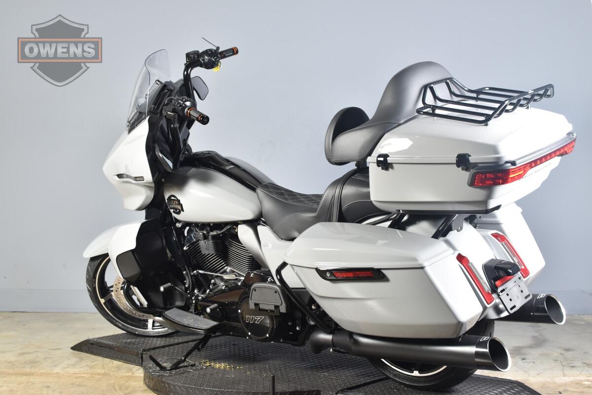 2025 HARLEY-DAVIDSON STREET GLIDE ULTRA FLHXU