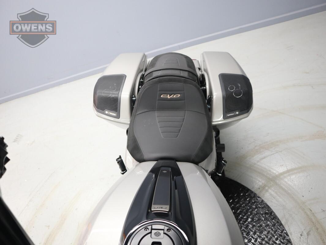 2023 HARLEY-DAVIDSON CVO STREET GLIDE FLHXSE